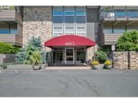 More Details about MLS # 22641566 : 4460 SW SCHOLLS FERRY RD 21A