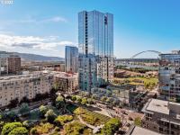 More Details about MLS # 23067235 : 1075 NW NORTHRUP ST 1017
