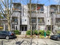 More Details about MLS # 23102242 : 2327 NW NORTHRUP ST 2
