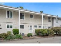 More Details about MLS # 23314950 : 3533 SE GLADSTONE ST 25