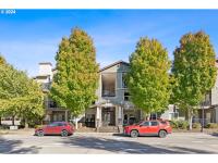 More Details about MLS # 24131078 : 10654 NE HOLLY ST 205