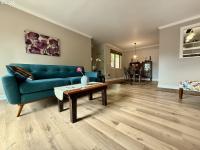 More Details about MLS # 246208100 : 126 OSWEGO SUMMIT
