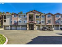 More Details about MLS # 676163684 : 10804 NE HOLLY ST 303