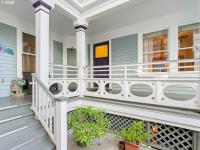 More Details about MLS # 686338301 : 2127 NW IRVING ST 104